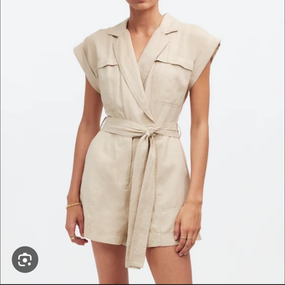 Madewell Beige Utility Romper Belted Short Sleeve Five Pockets Sz 6 Linen Blend
